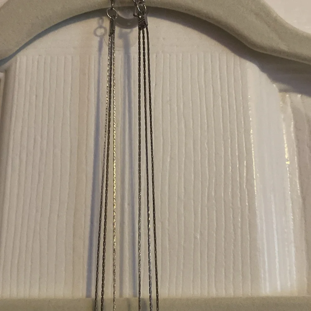 Kohl’s Spring Blue Layered Necklace - Picture 4 of 7